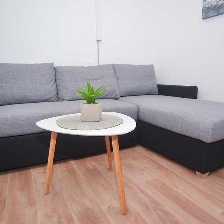 Apartment Ante Биоград-на-Мору Экстерьер фото