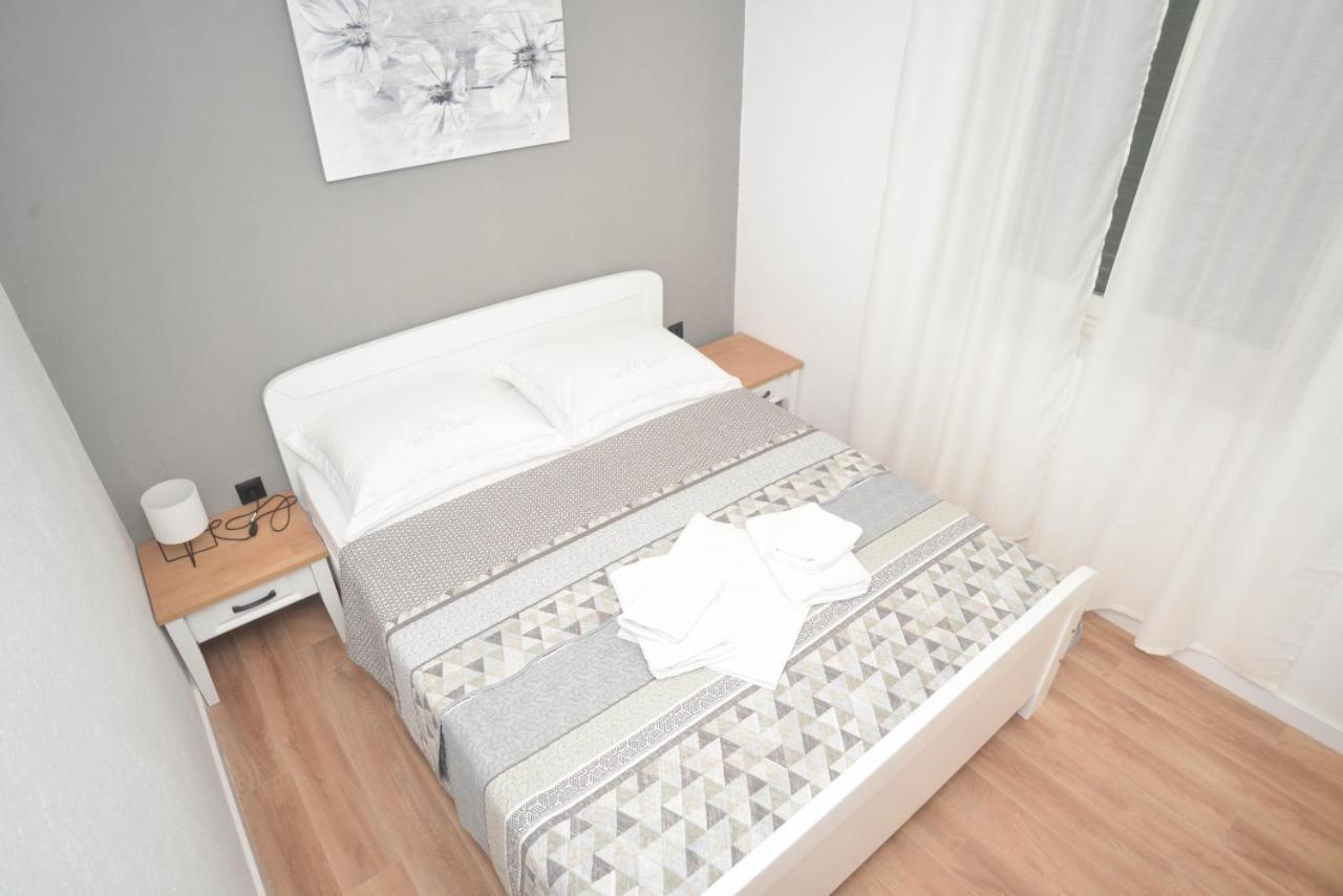 Apartment Ante Биоград-на-Мору Экстерьер фото